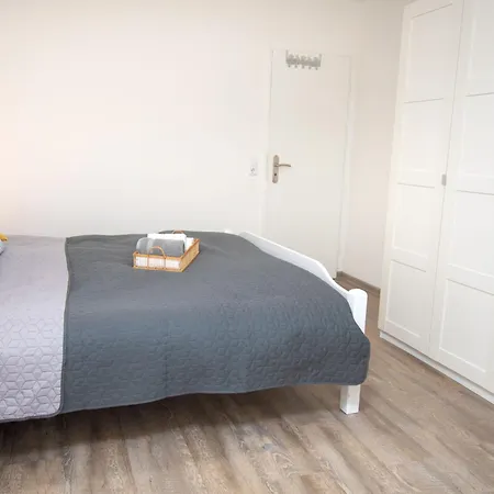 Apartment Strandmuschel By Interhome Norddeich (Norden)